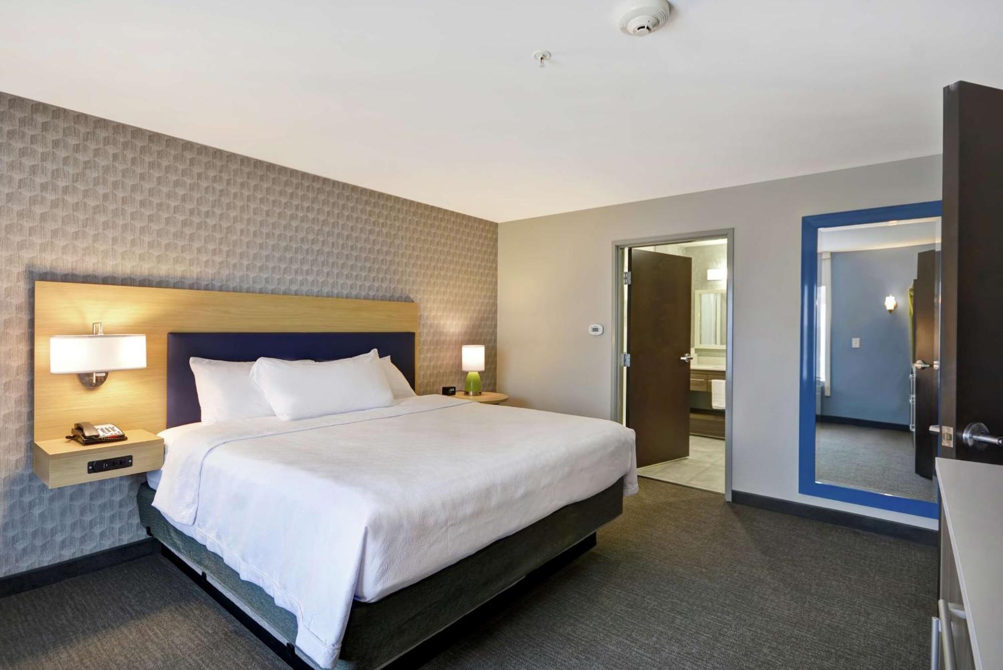 Home2 Suites By Hilton Grand Rapids North Walker Εξωτερικό φωτογραφία